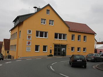 Das sanierte VG-Gebäude in GosbergFotos: Galster