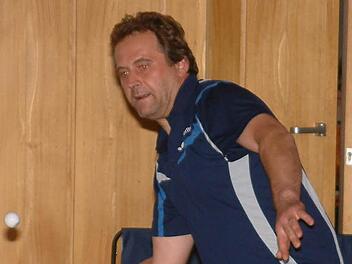 Bernd Bienlein  vom TSV Stockheim II  war bei den Siegen seiner Mannschaft gegen Neufang und in Windheim  nicht zu bezwingen. Er gewann  insgesamt vier Einzel sowie zwei Doppel mit Martin Lutz.  Foto: Hans Franz