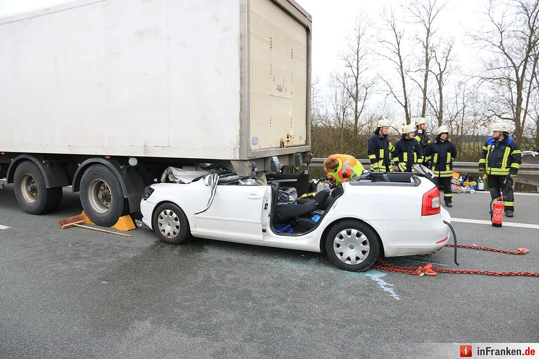 Lkw-Unfall auf der A3 bei Erlangen