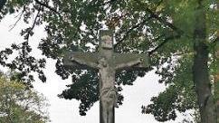 So sah das Kreuz vor der Sachbeschädigung aus.