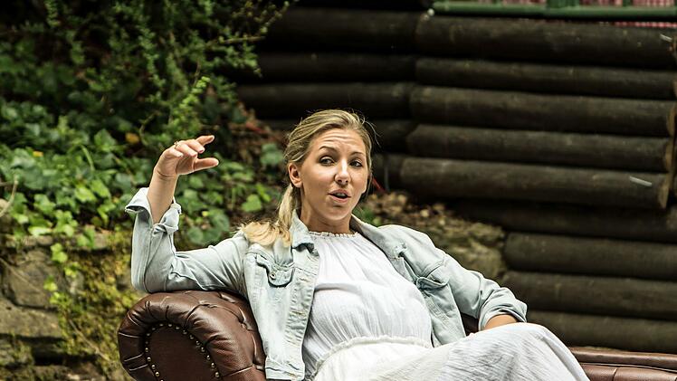 "Die schöne Galathée": Probenimpressionen von der Sommeroperette Heldritt auf der Waldbühne. Der Operetten-Einakter von Suppé feiert gemeinsam mit Offenbachs "Salon Pitzelberger" am 13. August Premiere.Foto: Jochen Berger