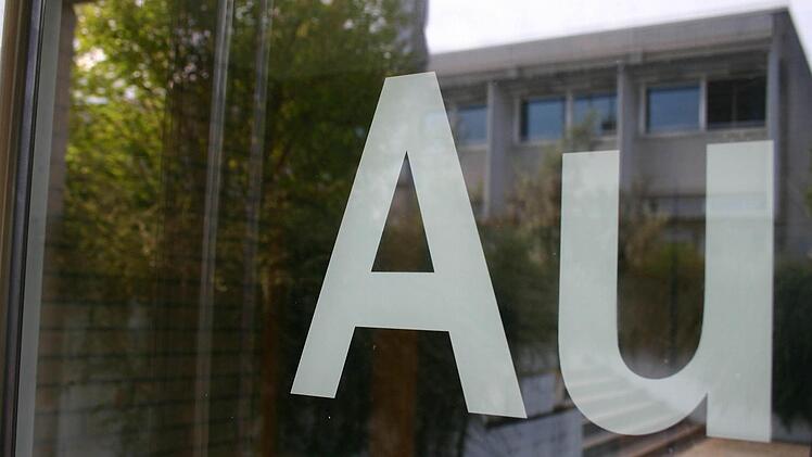 "Au" möchte man ausrufen, wenn man sich den Zustand der Haßfurter Berufsschule anschaut. Der Gebäudekomplex soll jetzt umfassend erneuert werden. Foto: FT-Archiv
