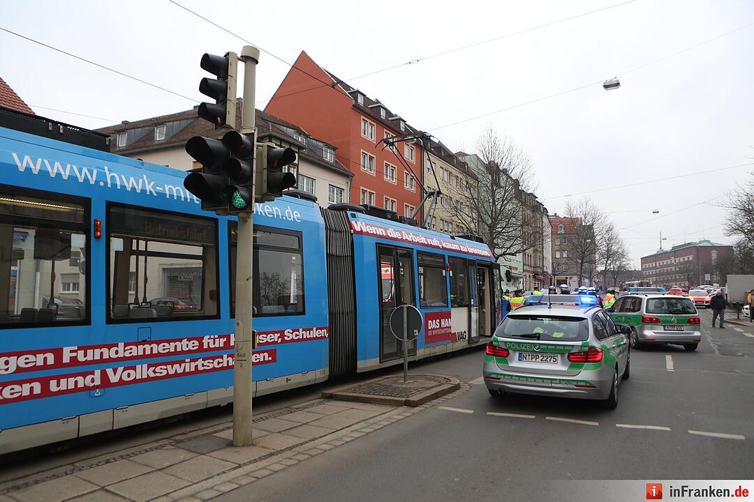 Tödlicher Unfall: Frau in Nürnberg von Straßenbahn erfasst