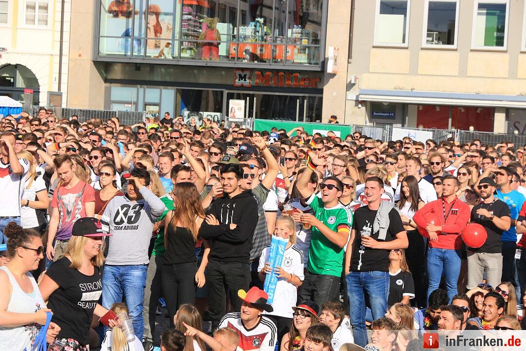 EM-Achtelfinale: Public Viewing in Bamberg
