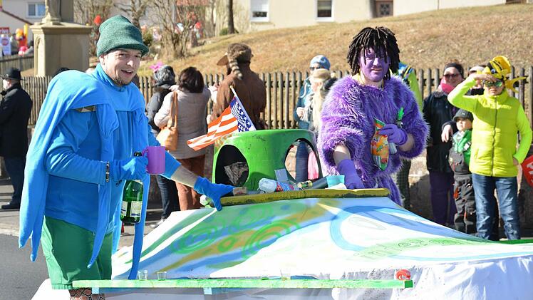 Faschingsumzug in Katzenbach und Lauter. Foto: Björn Hein