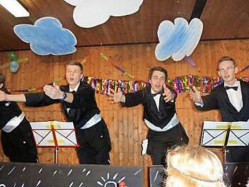 Die vier Tenöre: (von links) Christoph Kleinhenz, Jan Röder, Marcel Kleinhenz und Dominik SaalFotos: Gabi Seifried