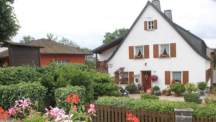 Grafengehaig bl&uuml;ht auf und pr&auml;sentierte sich beim Tag der offenen Gartent&uuml;r von seiner buntesten Seite.