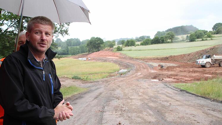 Straßensanierung zwischen Detter und Modlos. Bauzeit: Mai bis Dezember 2015. Foto: Ulrike Müller