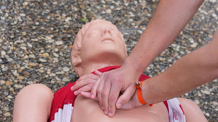 Herzdruckmassage