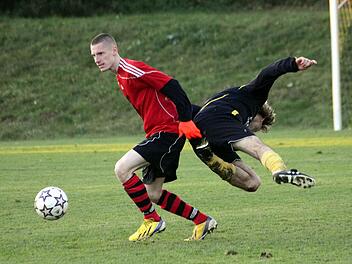 ASV Möhrendorf - ASV Höchstadt: Nicht nur in der Kreisklasse 1 steht für die Mannschaften der letzte vorwinterliche Punktekampf an.  Foto: herzopress