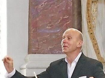 Gerd Schaller am Pult Foto: p