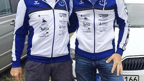 Martin D&uuml;mlein (links) und Enrico Hoppe vertraten den ASC Kronach-Frankenwald beim Triathlon in Nordhausen. Foto: privat