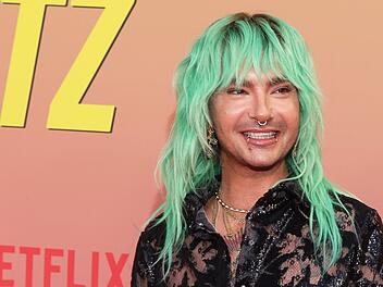 In seinem Podcast "Kaulitz Hills - Senf aus Hollywood" hat sich Bill Kaulitz zu neuen Liebesgerüchten geäußert.