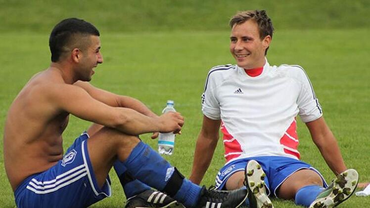 Für André Ruschig (rechts) - hier beim FC Wichsenstein mit Volkan Güla - ist die SG die achte Station in sechs Jahren. Foto: anpfiff.info/Archiv