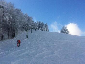 WSC Skifahren am Himmeldunkberg. Der WSC Bischofsheim macht es seit 35  Jahren möglich.Andreas Lamatsch