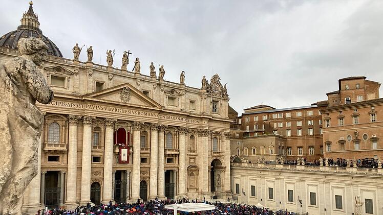 Papst spendet Weihnachtssegen "Urbi et Orbi"