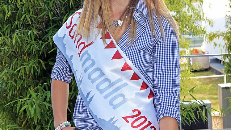Elena Wicht (19) aus Bamberg ist das neue Sandmadla. Foto: RiegerPress