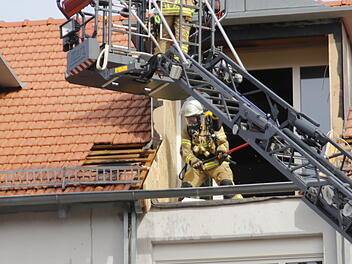 Schweißarbeiten lösen Dachstuhlbrand aus