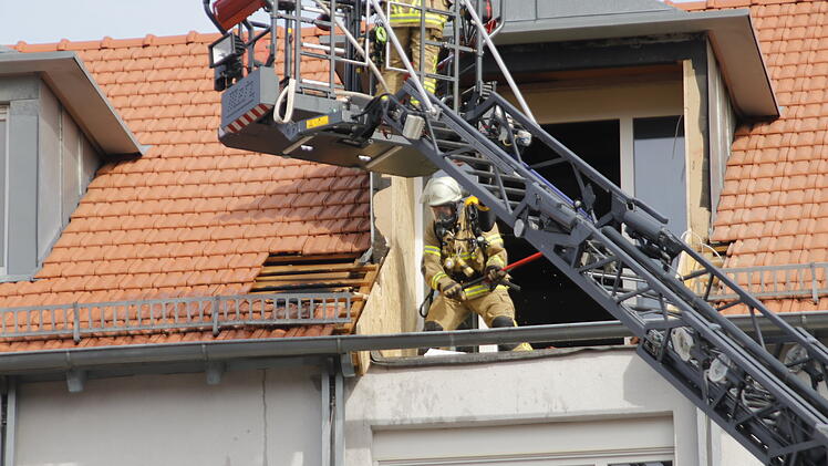 Schweißarbeiten lösen Dachstuhlbrand aus