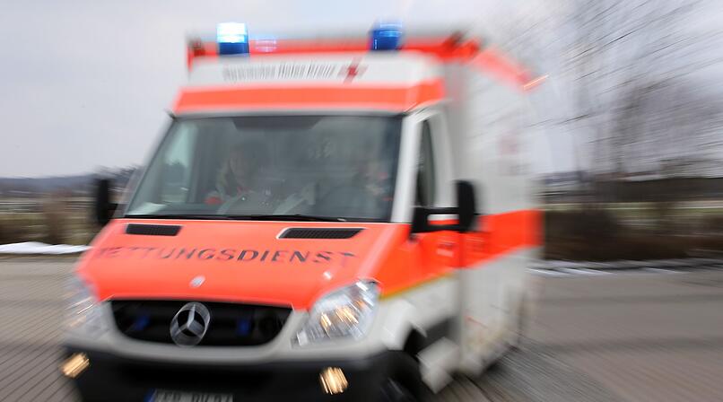 Rollerfahreirn nach Unfall im Kreis Erlangen-H&ouml;chstadt in Klinik gebracht