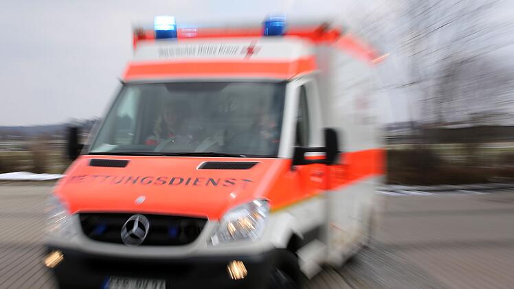 Rollerfahreirn nach Unfall im Kreis Erlangen-H&ouml;chstadt in Klinik gebracht