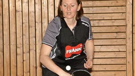 Obwohl Barbara Völk vom TSV Windheim in Steinberg zwei Einzel gewann, konnte sie die 6:8-Niederlage nicht verhindern. Foto: Hans Franz