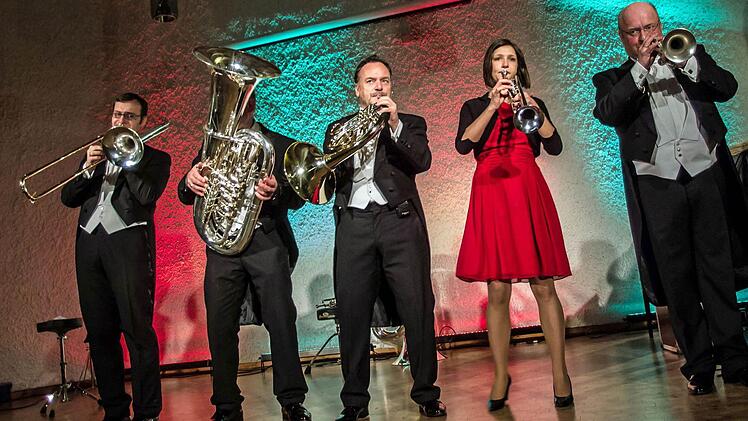 Neujahrskonzert: Das Blechbläserquintett Harmonic gastierte im Rathaussaal Rödental. Foto: Jochen Berger