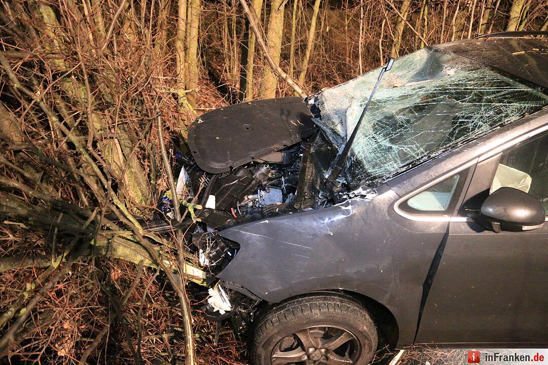 A70: Hoher Schaden nach Unfall bei Oberhaid
