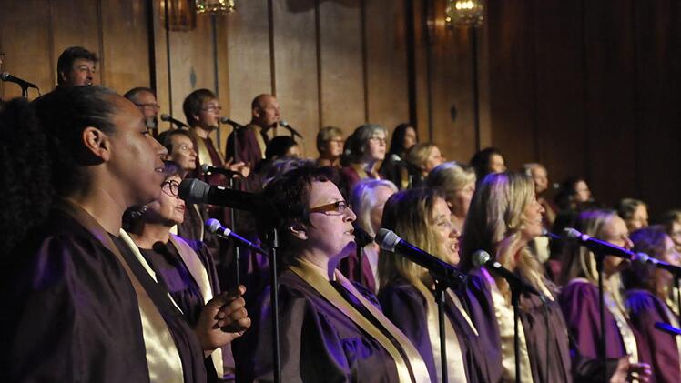 Die Kissingers und ihr musikalischer Leiter Kirchenmusikdirektor Jörg Wöltche sind ein Aushängeschild der evangelischen Kirchengemeinde Bad Kissingen. Foto: Peter Klopf