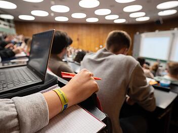 Bayreuth: Universität bietet neuen Master Studiengang an - das sind die Schwerpunkte