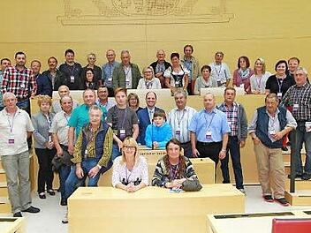 Die Kirchehrenbacher besuchten auf Einladung von MdL Michael Hofmann den Landtag in M&uuml;nchen.  Foto: Leo H&uuml;hnlein