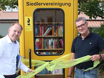 Kitzingen: Öffentlicher Bücherschrank wird in Siedlung eingeweiht