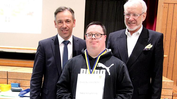 Tobias Schüpferling, ASV Niederndorf, erste Plätze in Badminton bei den Special Olympics  Foto: Richard Sänger