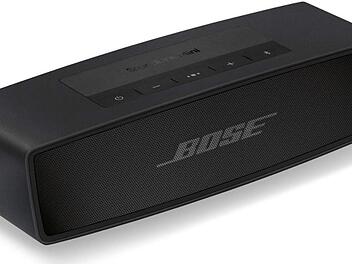 Klein und handlich, aber trotzdem ganz groß im Klang: Der Bluetooth-Lautsprecher SoundLink Mini II von Bose. Bild: Screenshot/Amazon