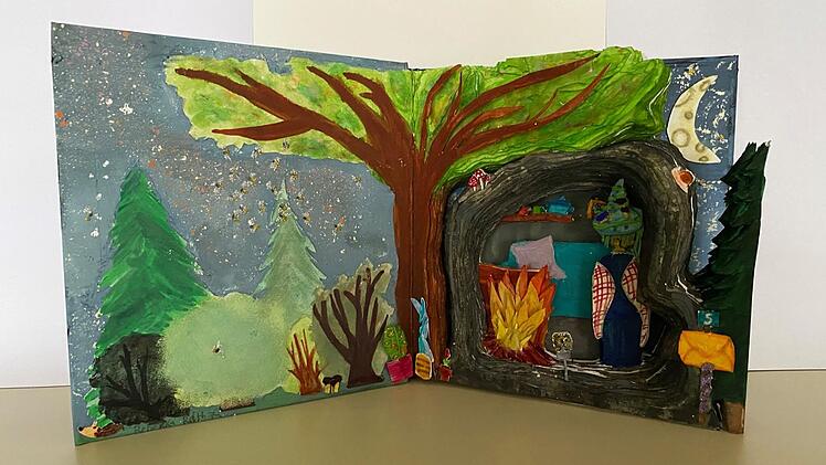 Mit diesem „Altered Book“ gewann Rebekka Reith vom Gymnasium Albertinum einen Bundespreis im diesjährigen Europa-Wettbewerb.