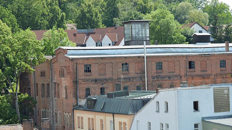 Blick vom "Fritz"-Parkhaus auf die alte Mälzerei Foto: A. Zeitler