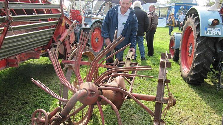 Ein wahrhaft "Eisenbereifter": der Lanz Kartoffelroder von Walter Mackert war bis in die 50er Jahre noch in Betrieb.