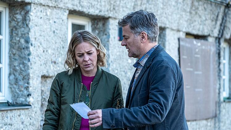 Angelika Flierl (Bernadette Heerwagen) und Harald Neuhauser (Marcus Mittermeier) werden bald ohne ihren Kollegen Ludwig Schaller ermitteln m&uuml;ssen. Wie es genau nach dem Tod von dessen Darsteller Alexander Held weitergeht, hat das ZDF noch nicht verraten. Im Dezember ist der letzte "M&uuml;nchen Mord"-Film mit Held zu sehen.
