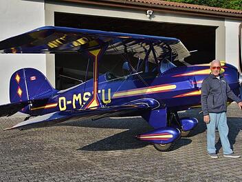 Elmar Umhöfer ist mit seinen 84 Jahren noch immer ein begeisterter Flieger.  Foto: Hanns Friedrich