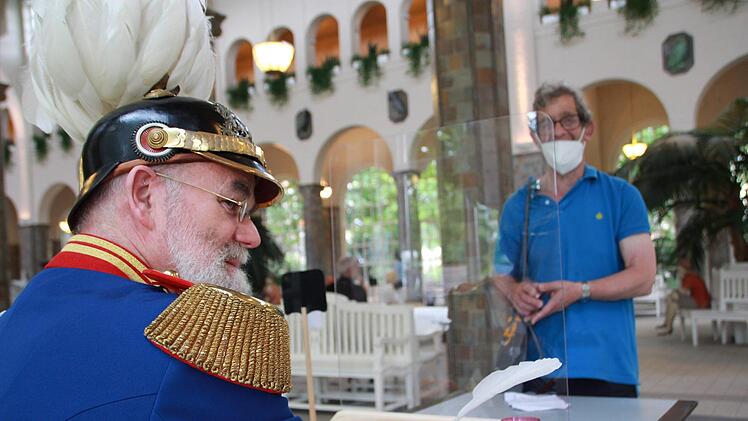 Rakoczy-Autogrammstunde der Historischen Persönlichkeiten in der Wandelhalle. Foto: Benedikt Borst