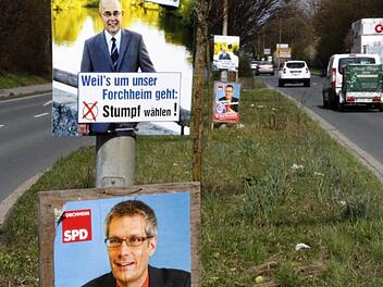 Ein vom Wahlkampf geprägtes Straßenbild war in Forchheim zuletzt im März 2014 zu sehen, als es zur Stichwahl zwischen OB Franz Stumpf und Uwe Kirschstein kam.  Foto: Archiv/Josef Hofbauer