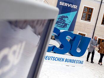 Bei CSU-Veranstaltung Polizisten angefahren? Verwirrung um Ex-Minister