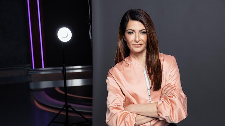 Linda Zervakis sucht nach neuen Ideen, die Deutschland aus der Wirtschaftskrise f&uuml;hren k&ouml;nnten.