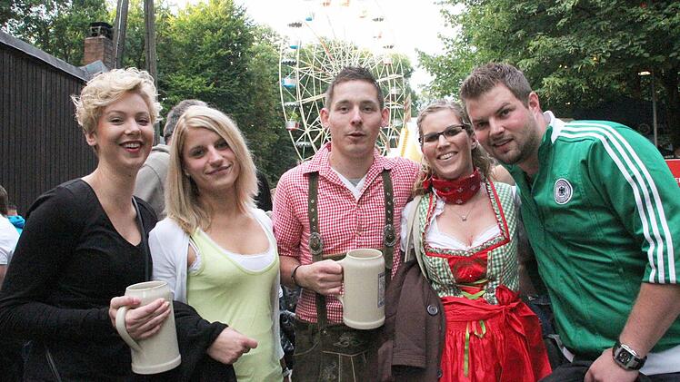 Heuer können die Freunde des Annafestes einen Tag länger feiern. Mit Bratwürst, Brezen, Blasmusik und Bier,  Foto: Josef Hofbauer