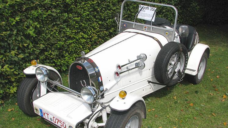 "Nur" 34 Jahre alt ist dieser weiße Bugatti 35b "Replica".