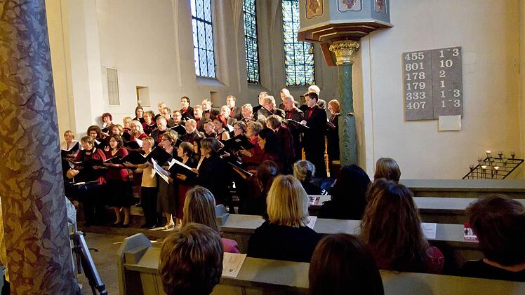Impressionen vom Chorkonzert in der Coburger Heilig-Kreuz-KircheFoto: Jochen Berger