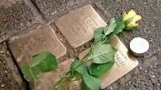 Stolpersteine erinnern in Coburg an Opfer der Nationalsozialisten. Am heutigen Samstag ab 13 Uhr und ab Rathaus veranstalten die Jusos eine Putzaktion. Foto: CT-Archiv