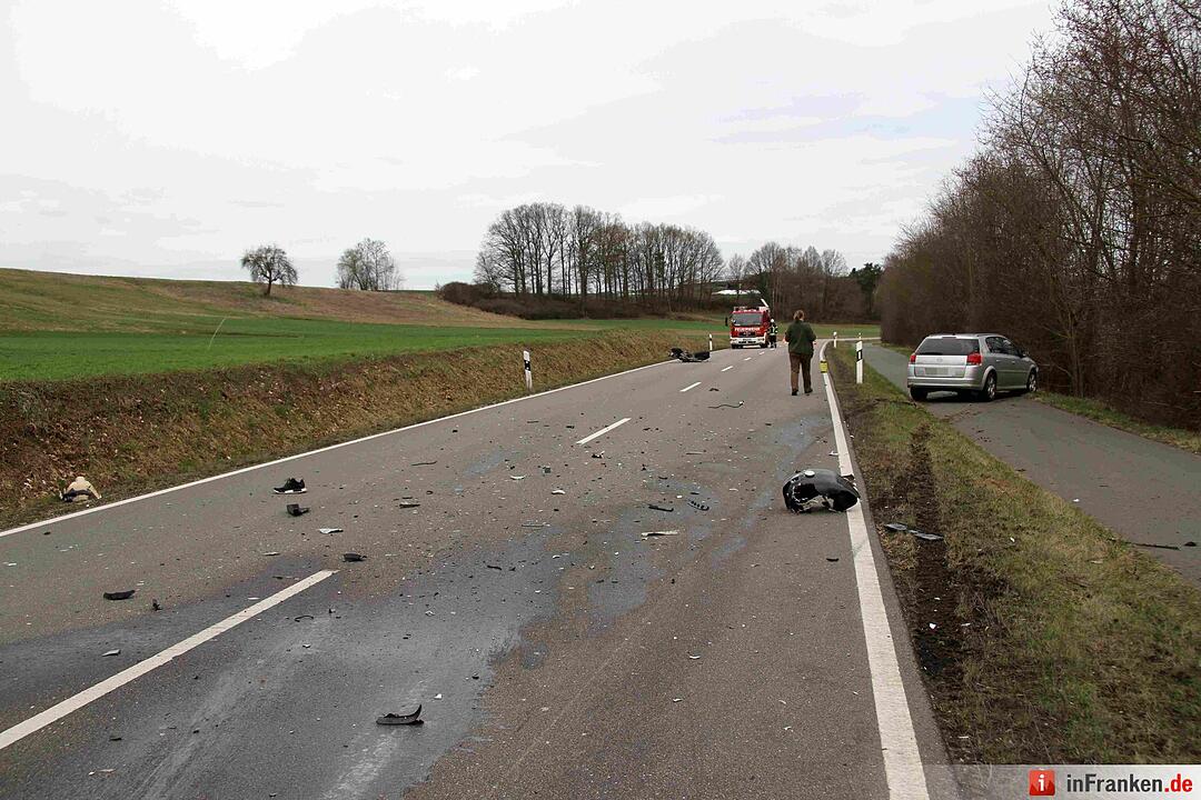 Trauriger Frühlingsanfang: 16-Jähriger Motorradfahrer tödlich verunglückt