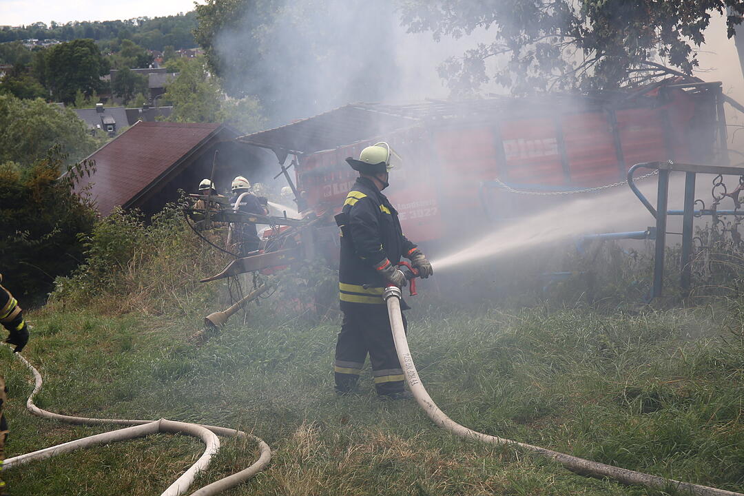 Brand auf Bauernhof in Unterkotzau