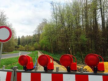 Der Rad- und Fußweg von Wildflecken nach Oberwildflecken bleibt voraussichtlich bis 17. Juni gesperrt. Foto: S. Schmitt-Matthea